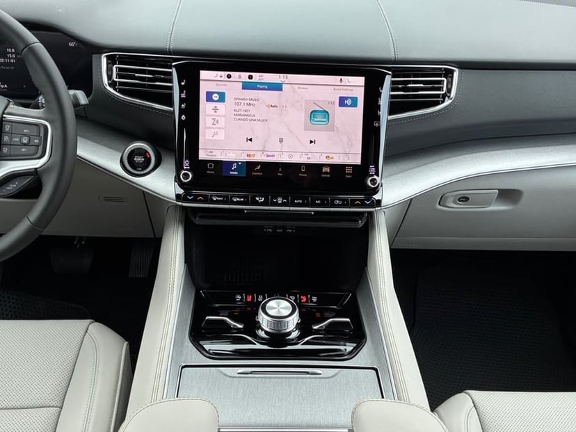2026 Jeep Grand Wagoneer L - Image 3