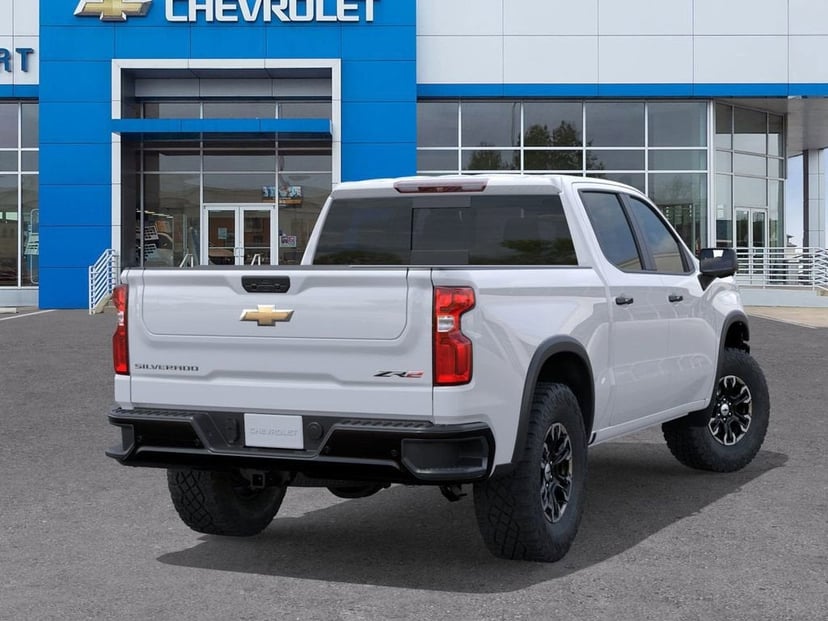 2026 Chevrolet Silverado 1500 - Image 3