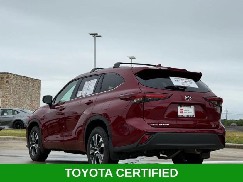 2026 Toyota Highlander - Image 2
