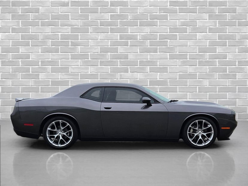2022 Dodge Challenger - Image 3