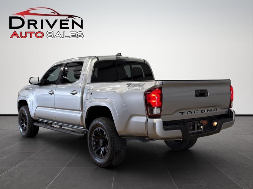 2021 Toyota Tacoma - Image 3