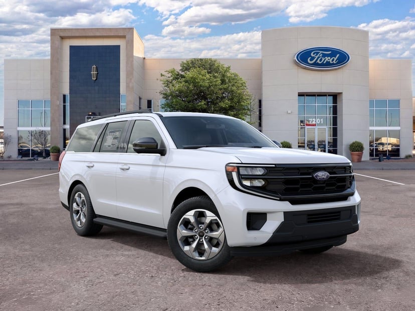 2027 Ford Expedition - Image 1
