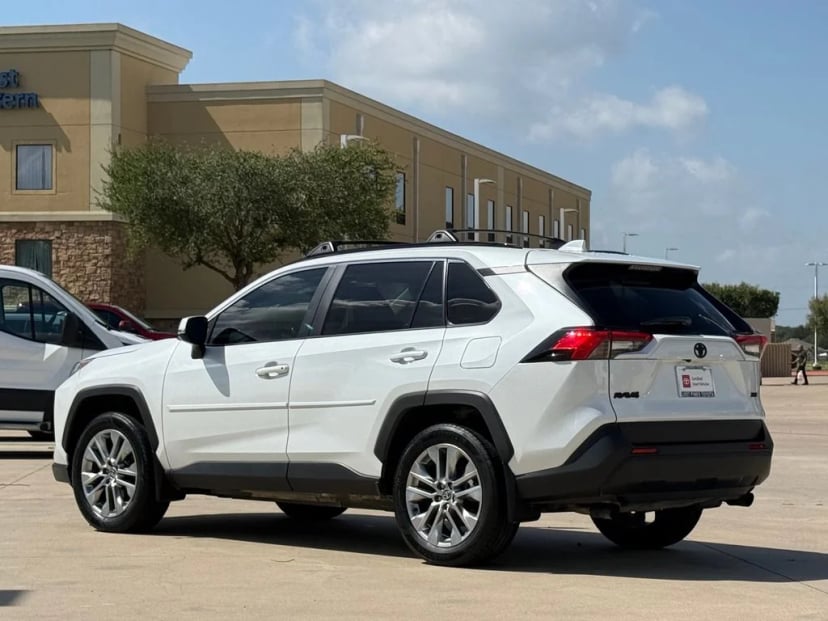 2025 Toyota RAV4 - Image 3