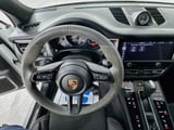 2023 Porsche Macan - Preview 12