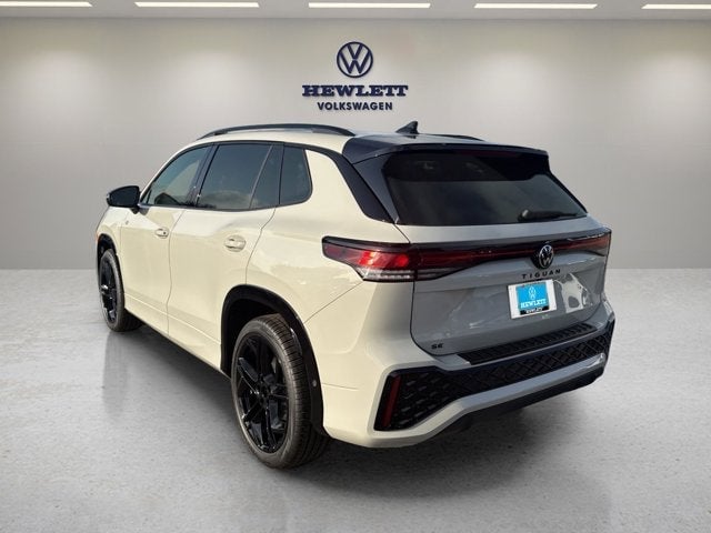 2026 Volkswagen Tiguan - Image 2