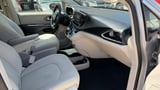 2017 Chrysler Pacifica - Preview 7