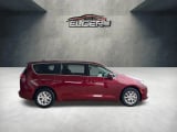 2023 Chrysler Voyager - Preview 8