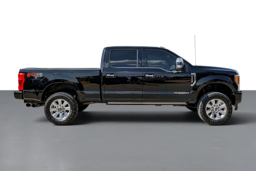 2017 Ford F-250 - Image 3