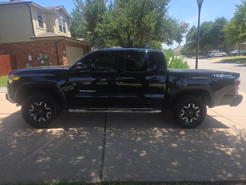 2020 Toyota Tacoma - Image 3