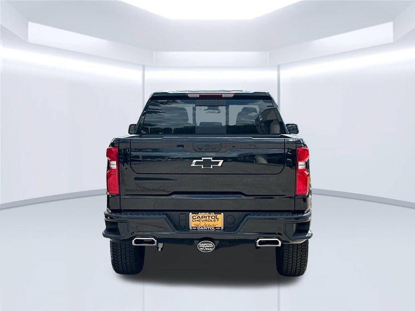 2026 Chevrolet Silverado 1500 - Image 3