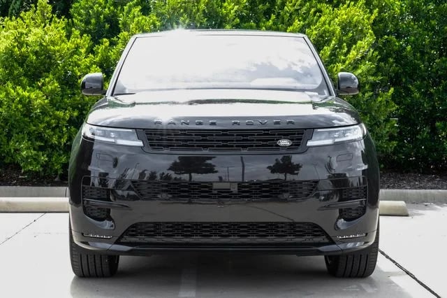 2026 Land Rover Range Rover Sport - Image 2