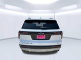 2027 Chevrolet Traverse - Preview 4
