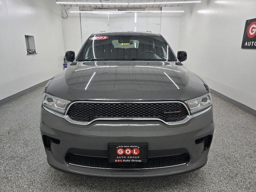 2023 Dodge Durango - Image 3