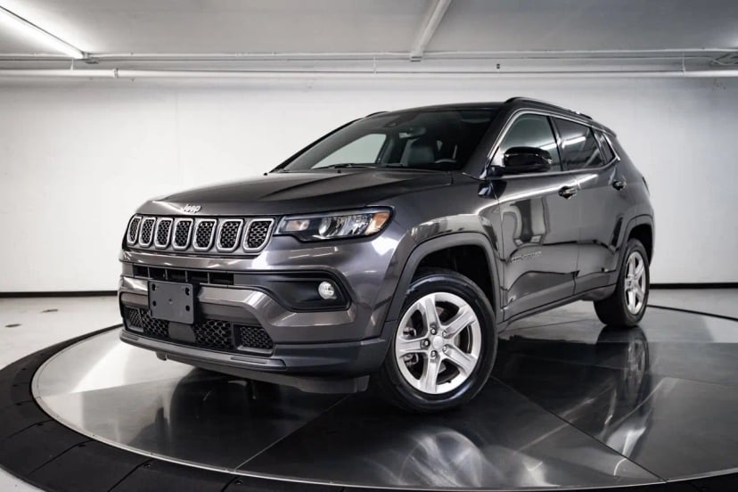 2023 Jeep Compass - Image 1