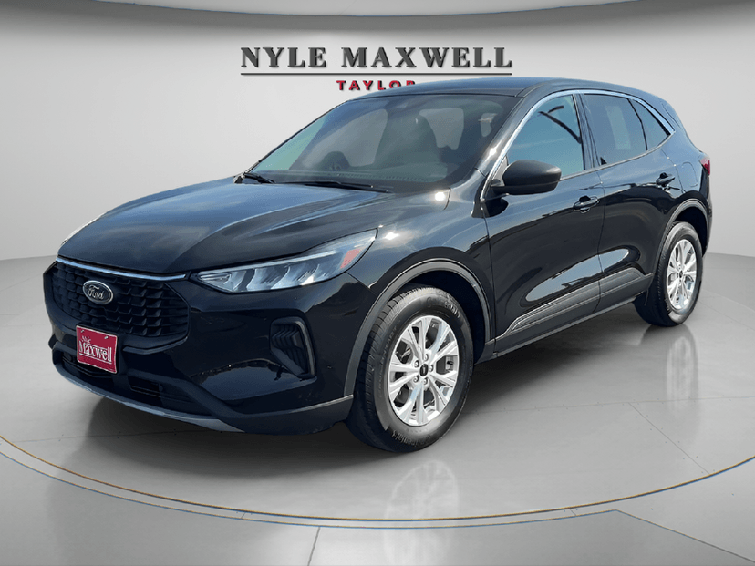 2023 Ford Escape - Image 1
