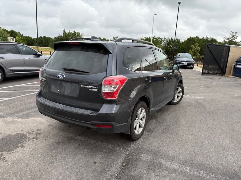 2016 Subaru Forester - Image 3