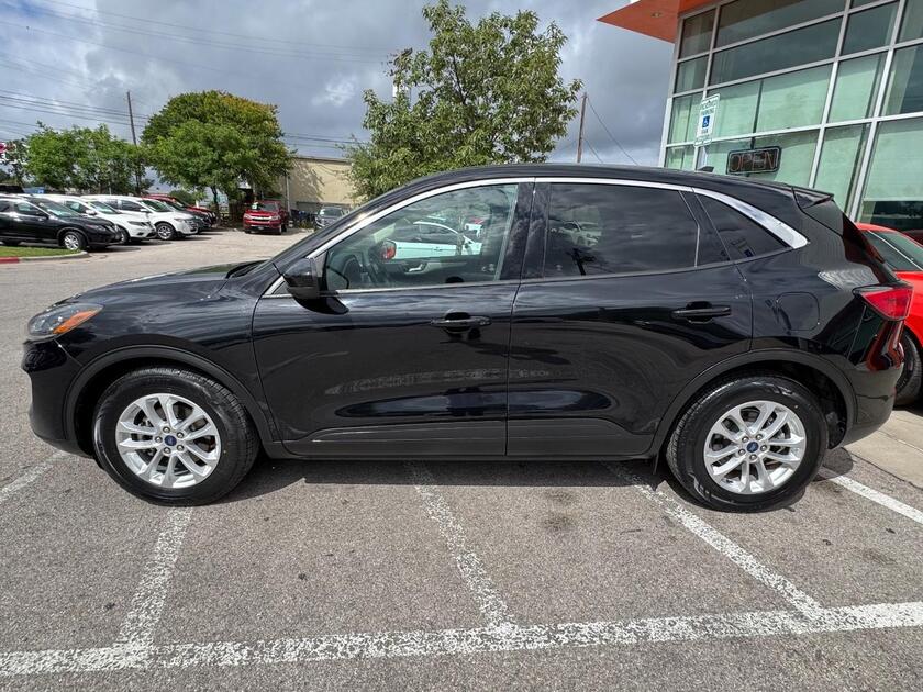 2020 Ford Escape - Image 2