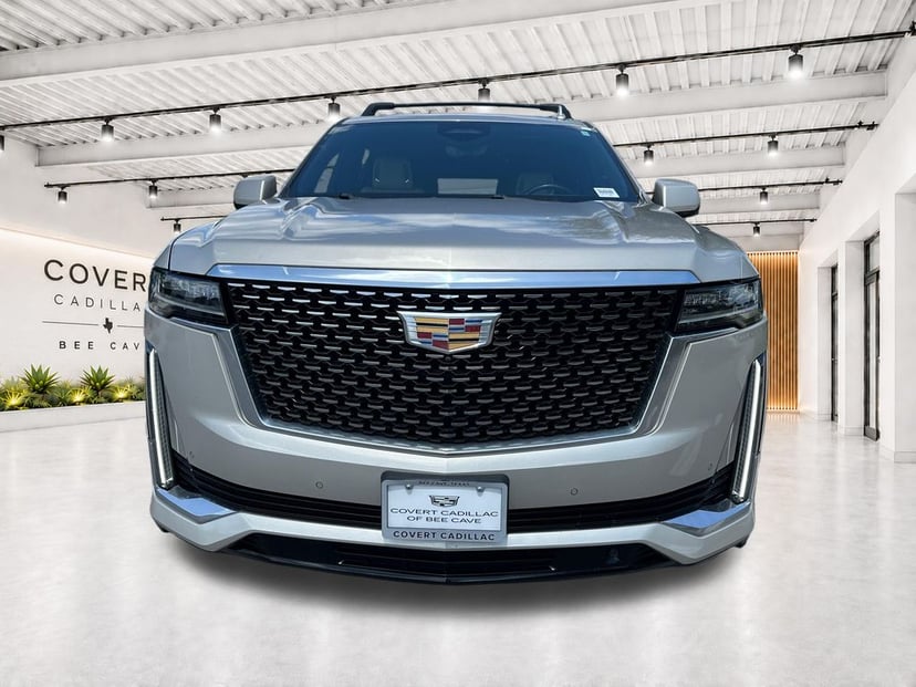 2023 Cadillac Escalade ESV - Image 3