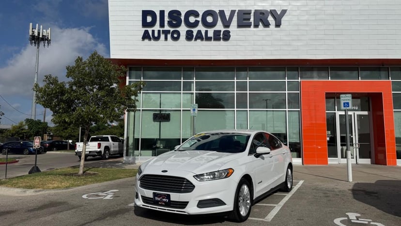 2016 Ford Fusion - Image 1