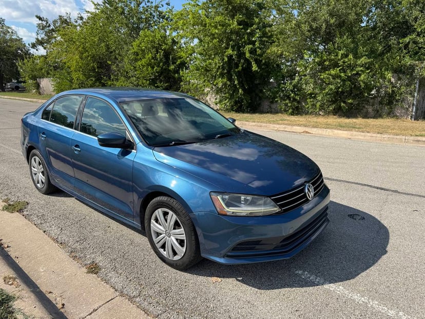 2017 Volkswagen Jetta - Image 1