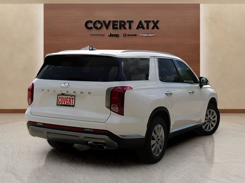 2025 Hyundai Palisade - Image 3