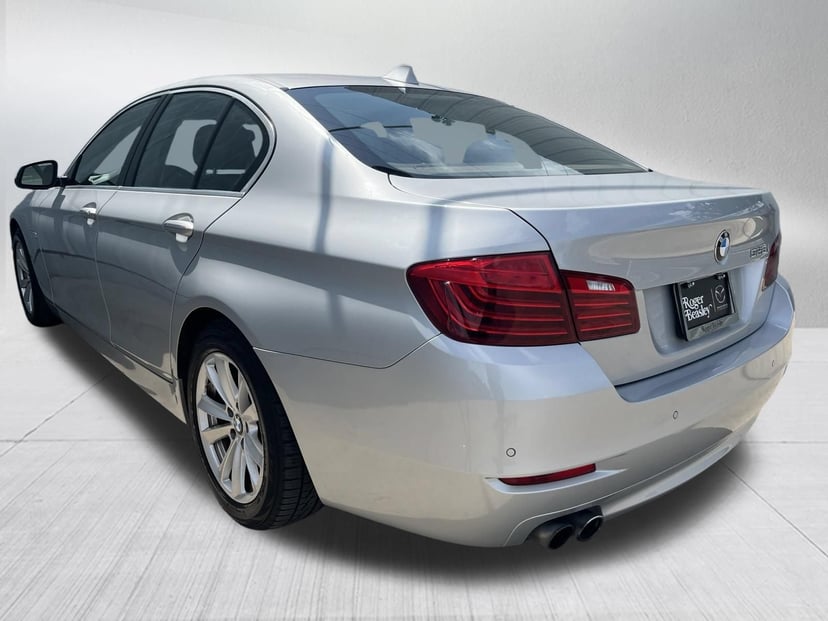 2015 BMW 5 Series 528i - Image 3