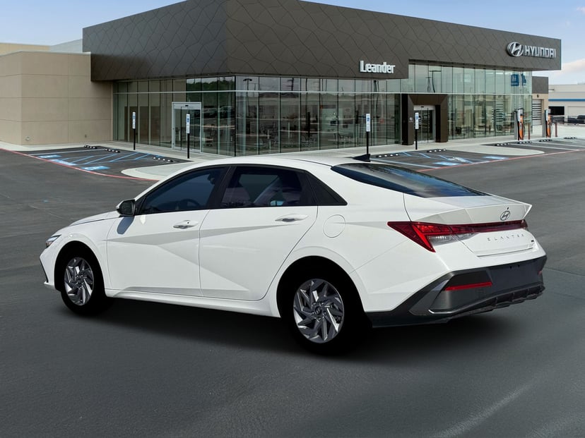 2026 Hyundai Elantra - Image 3
