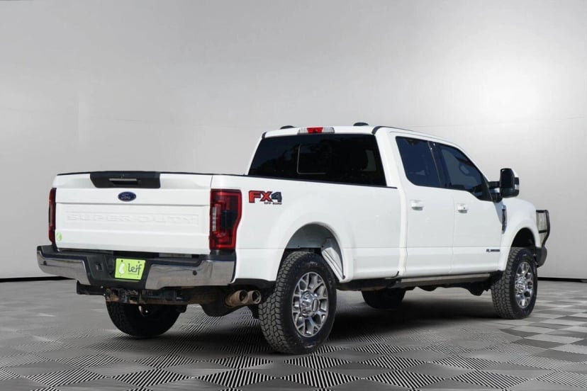 2022 Ford F-350 - Image 3