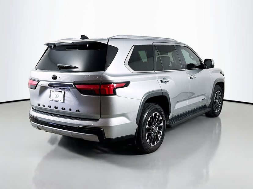 2024 Toyota Sequoia - Image 3