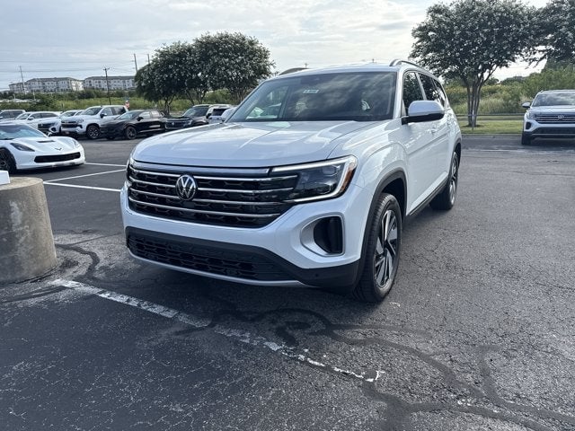2026 Volkswagen Atlas - Image 1