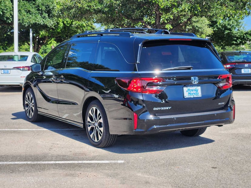 2026 Honda Odyssey - Image 2