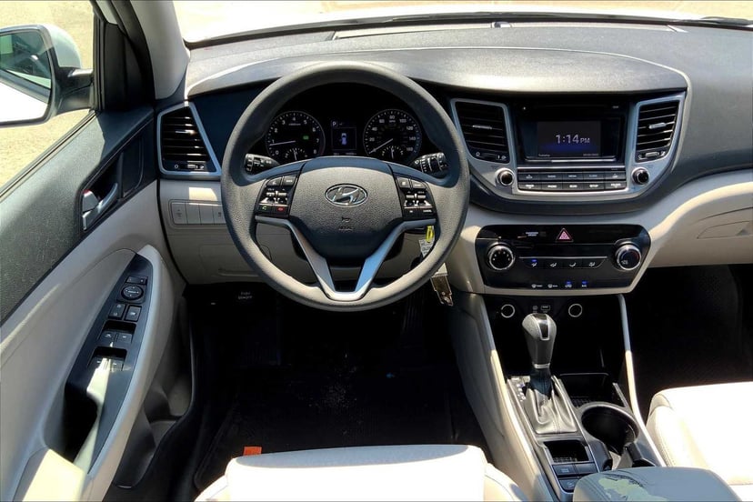 2017 Hyundai Tucson - Image 3