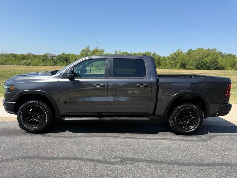 2026 Ram 1500 - Image 2