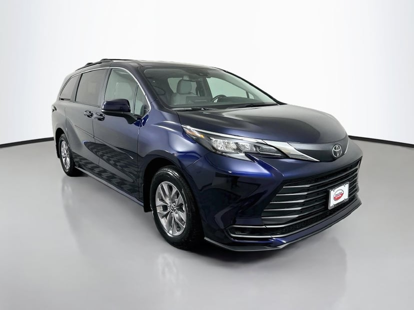 2026 Toyota Sienna - Image 1