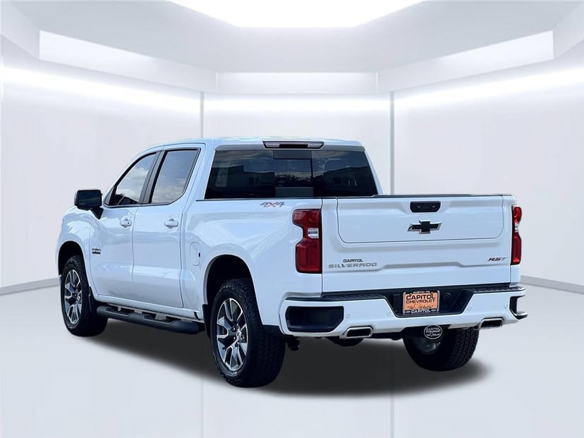 2026 Chevrolet Silverado 1500 - Image 2