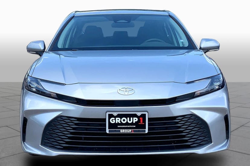 2025 Toyota Camry - Image 2