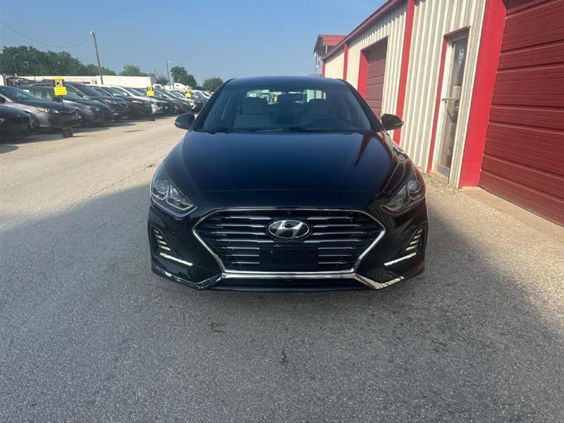 2019 Hyundai Sonata - Image 3