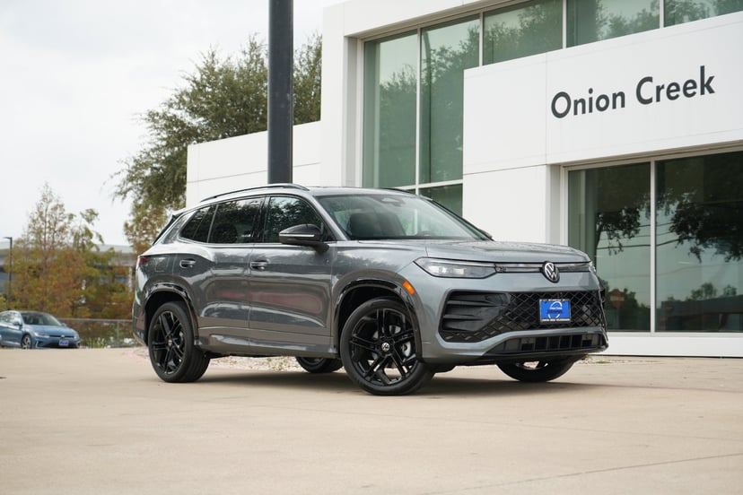 2026 Volkswagen Tiguan - Image 1