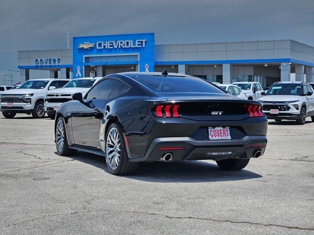 2025 Ford Mustang - Image 3