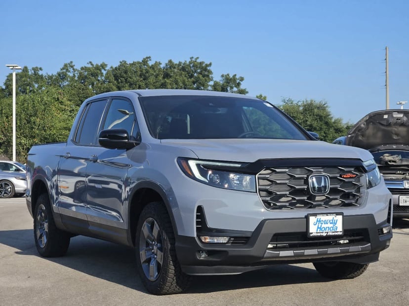 2026 Honda Ridgeline - Image 2