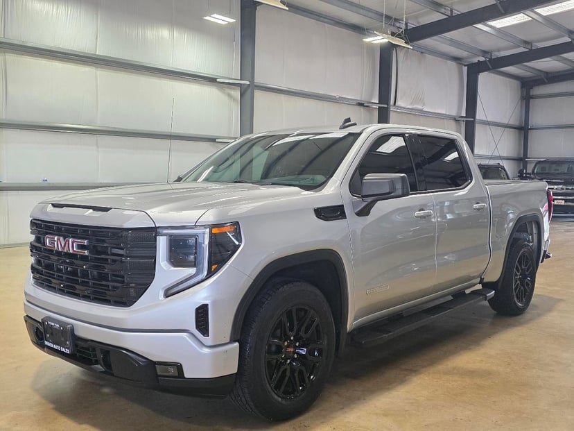 2022 GMC Sierra - Image 1
