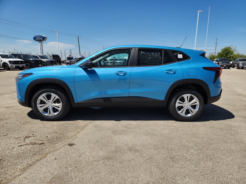 2026 Chevrolet Trax - Image 3