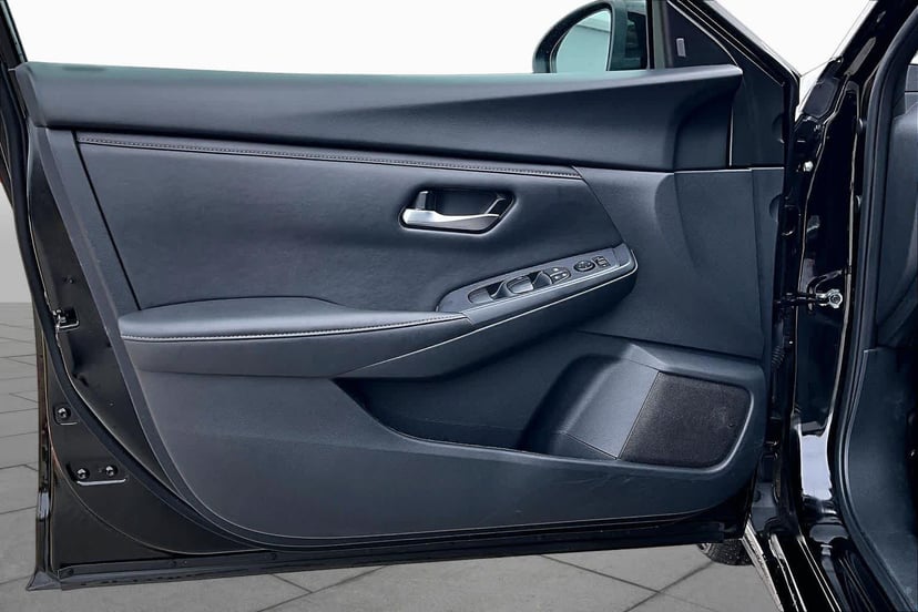 2024 Nissan Sentra - Image 2