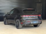 2026 Porsche Macan - Preview 3