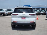 2025 Jeep Grand Cherokee L - Preview 6