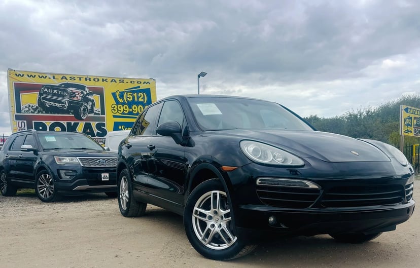 2013 Porsche Cayenne - Image 1
