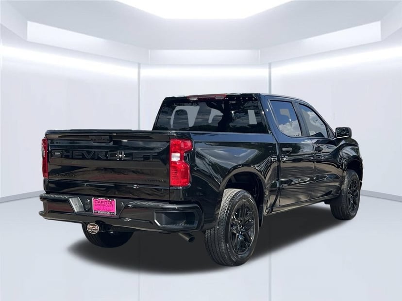 2026 Chevrolet Silverado 1500 - Image 3