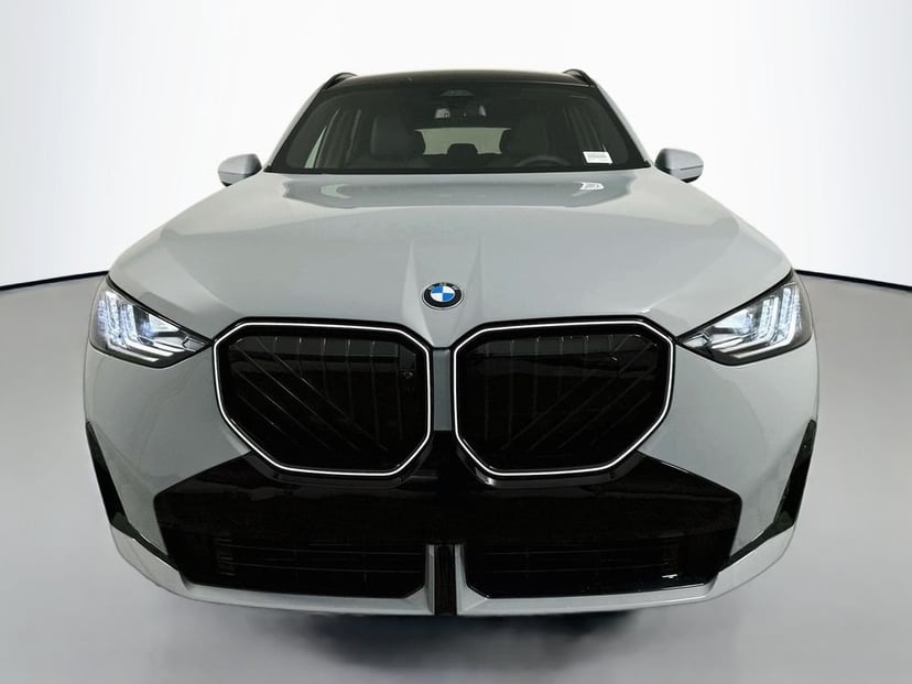 2026 BMW X3 - Image 3