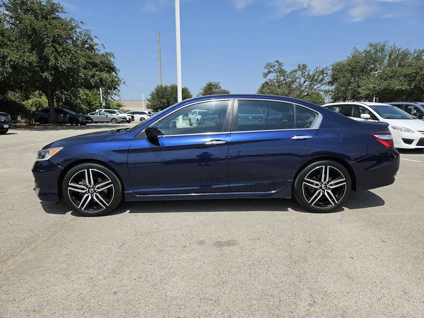 2017 Honda Accord - Image 2