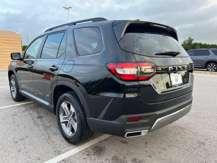 2026 Honda Pilot - Image 3